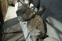 Restauración de conjunto escultórico del capitel.