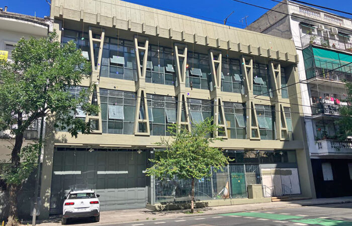 Sede del CBC de la UBA calle Bulnes