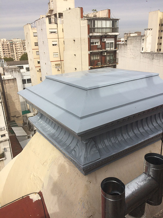 Sombrerete de una chimenea.