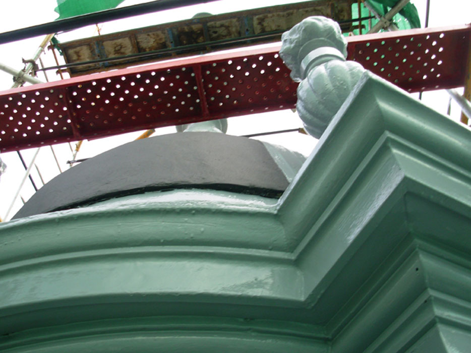 Cupulín o chapitel.